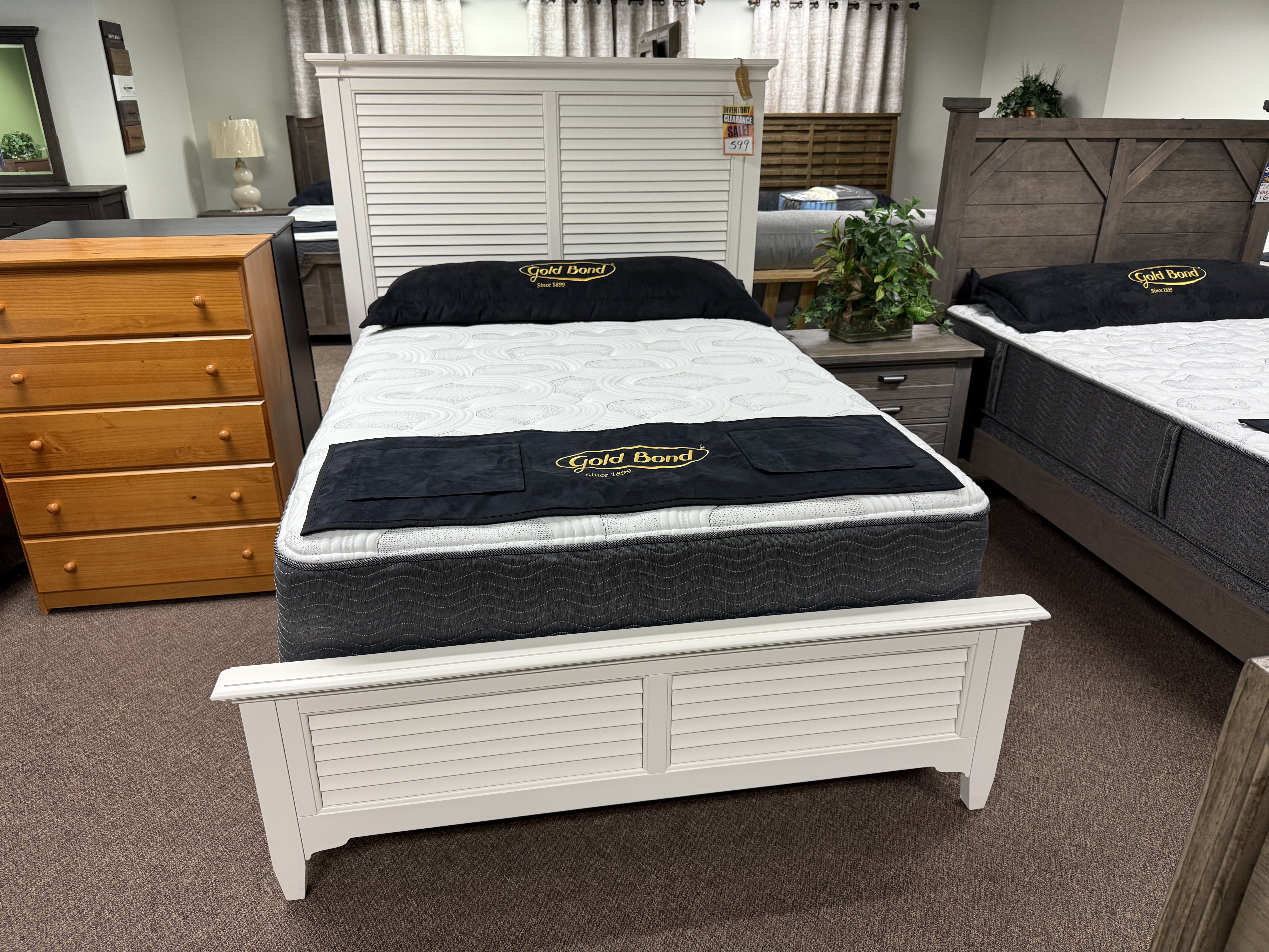 MYRA BED